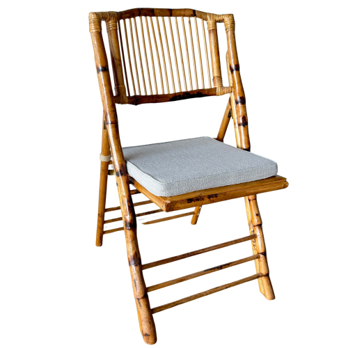 Chaise bambou avec coussin